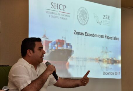 Pepe Berzunza relata la visión de la ZEE de Campeche: diversificación económica, más de 3,600 mdd proyectados y 51 mil empleos para el estado.