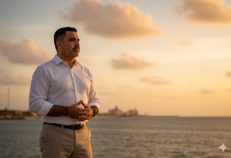 Pepe Berzunza reflexionando sobre el futuro económico de Campeche en un contexto de incertidumbre y transformación.